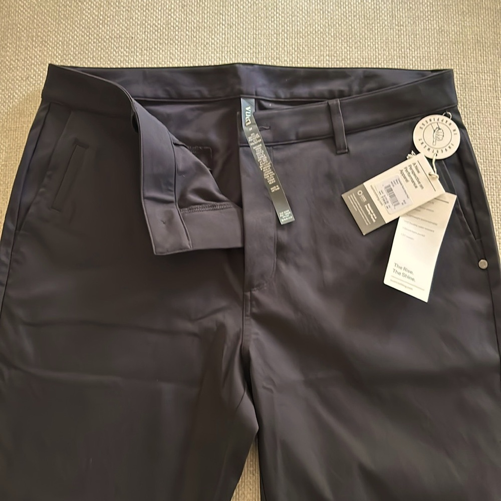 Vuori Cascade Tech Chino Pant